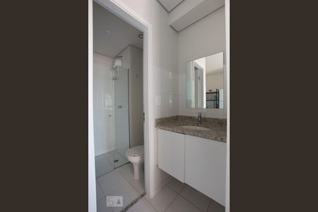 Banheiro de apartamento para alugar com 1 quarto, 23m² em Iguatemi, Ribeirão Preto