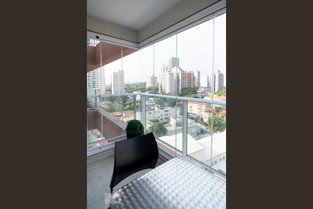 Varanda de kitnet/studio para alugar com 1 quarto, 38m² em Brooklin Paulista, São Paulo