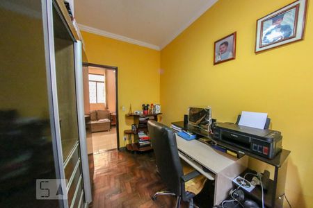 Quarto 1 de apartamento à venda com 4 quartos, 254m² em Calafate, Belo Horizonte