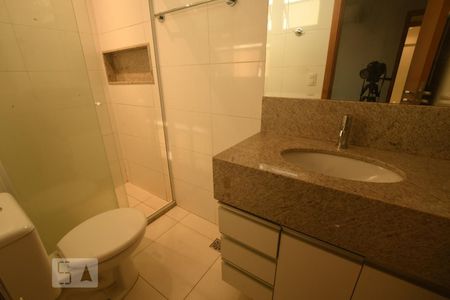 Banheiro Suite Quarto 1 de apartamento para alugar com 2 quartos, 60m² em Norte (águas Claras), Brasília