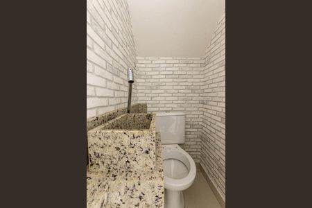 Lavabo  de casa de condomínio à venda com 3 quartos, 135m² em Vila Londrina, São Paulo