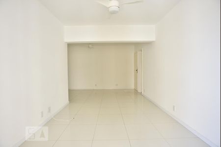 Sala de apartamento à venda com 3 quartos, 110m² em Freguesia de Jacarepaguá, Rio de Janeiro