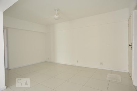 Sala de apartamento à venda com 3 quartos, 110m² em Freguesia de Jacarepaguá, Rio de Janeiro