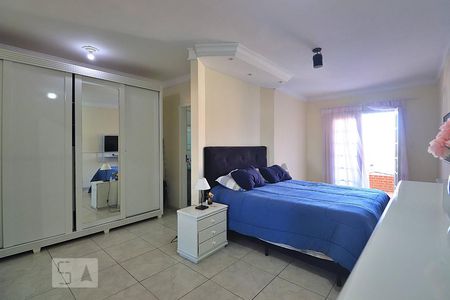 Suíte 1 de casa à venda com 3 quartos, 280m² em Santa Maria, Santo André