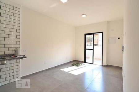 Sala de apartamento para alugar com 2 quartos, 58m² em Vila Alpina, Santo André