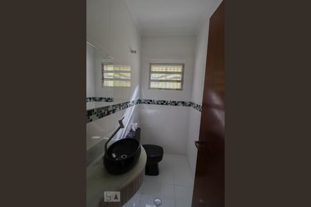 Banheiro de casa à venda com 3 quartos, 186m² em Ponte Grande, Guarulhos
