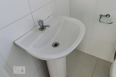 Casa para alugar com 168m², 4 quartos e 1 vaga Casa para alugar com 168m², 4 quartos e 1 vagaBanheiro 2 Pia