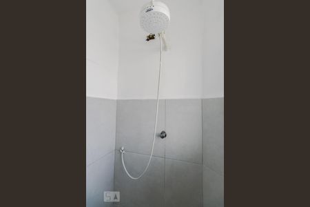 Casa para alugar com 168m², 4 quartos e 1 vaga Casa para alugar com 168m², 4 quartos e 1 vagaBanheiro da Suíte 1 Chuveiro