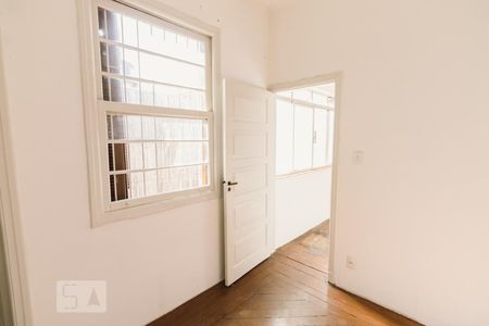 Casa para alugar com 168m², 4 quartos e 1 vaga Casa para alugar com 168m², 4 quartos e 1 vagaSuíte 1