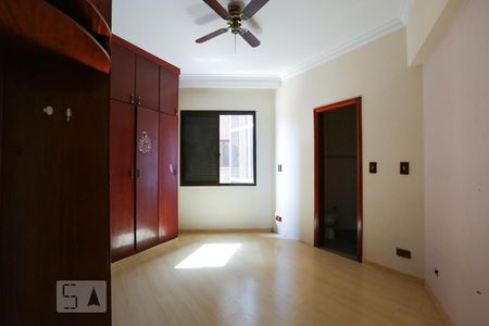 Apartamento para alugar com 148m², 4 quartos e 2 vagas Apartamento para alugar com 148m², 4 quartos e 2 vagasQuarto 1 Suite