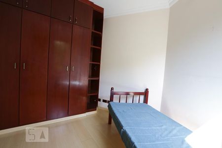 Apartamento para alugar com 148m², 4 quartos e 2 vagas Apartamento para alugar com 148m², 4 quartos e 2 vagasQuarto 4