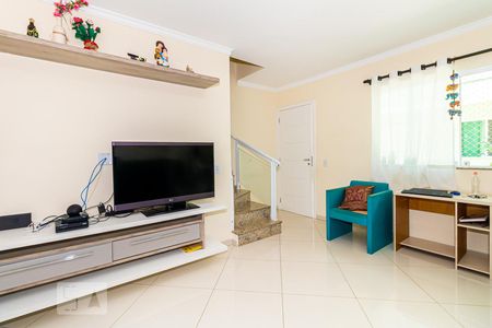 Sala de casa de condomínio à venda com 3 quartos, 110m² em Vila Medeiros, São Paulo