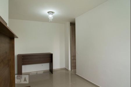 Sala de apartamento para alugar com 1 quarto, 40m² em Quinta da Paineira, São Paulo