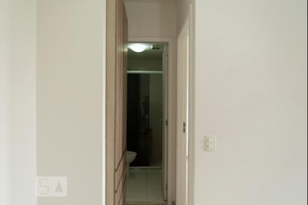 Corredro de apartamento para alugar com 1 quarto, 40m² em Quinta da Paineira, São Paulo