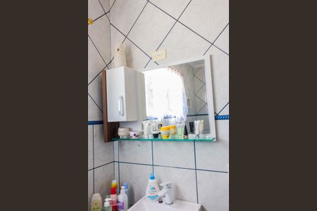 Casa à venda com 271m², 3 quartos e 3 vagas Casa à venda com 271m², 3 quartos e 3 vagasEspelho