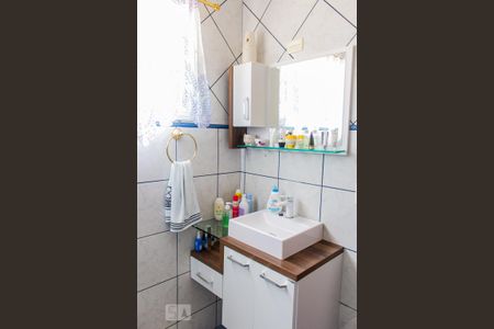 Casa à venda com 271m², 3 quartos e 3 vagas Casa à venda com 271m², 3 quartos e 3 vagasBanheiro