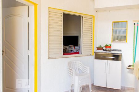 Casa à venda com 271m², 3 quartos e 3 vagas Casa à venda com 271m², 3 quartos e 3 vagasÁrea de Serviço da Edícula