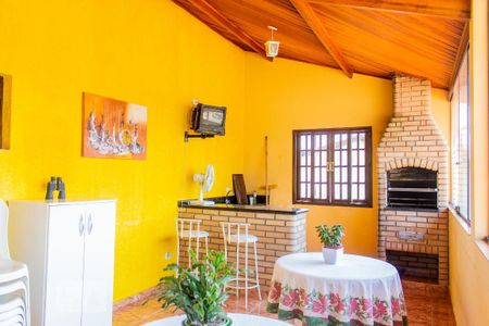 Casa à venda com 271m², 3 quartos e 3 vagas Casa à venda com 271m², 3 quartos e 3 vagasÁrea Gourmet