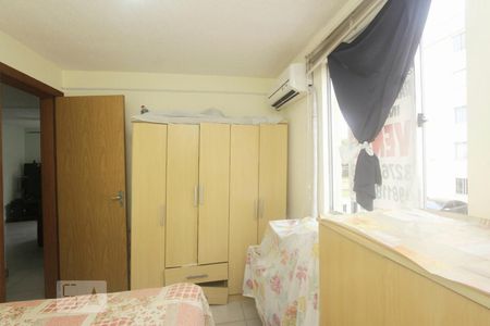 QUARTO 1 de apartamento à venda com 2 quartos, 38m² em Rubem Berta, Porto Alegre