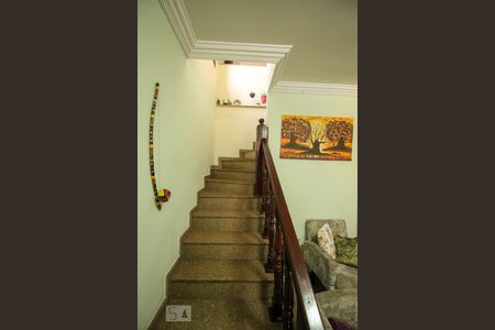 Escada de casa à venda com 3 quartos, 150m² em Jardim Sao Jose (zona Norte), São Paulo