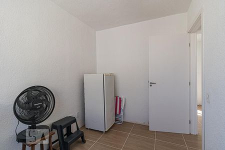 Quarto 2 de apartamento para alugar com 2 quartos, 48m² em Mário Quintana, Porto Alegre