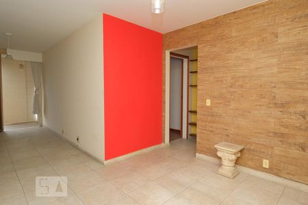 Apartamento à venda com 70m², 1 quarto e 1 vagaSala