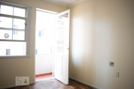 Sala de Estar de apartamento à venda com 1 quarto, 70m² em Centro Histórico, Porto Alegre