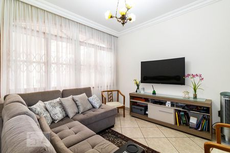 1o. Andar - Sala de casa à venda com 3 quartos, 280m² em Vila Monumento, São Paulo