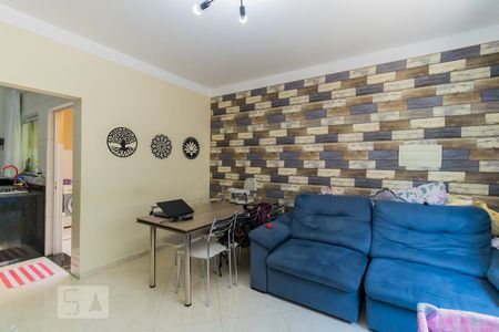 Sala de casa de condomínio à venda com 3 quartos, 110m² em Vila Marieta, São Paulo