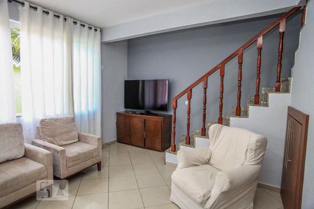 Sala de casa à venda com 3 quartos, 120m² em Pechincha, Rio de Janeiro