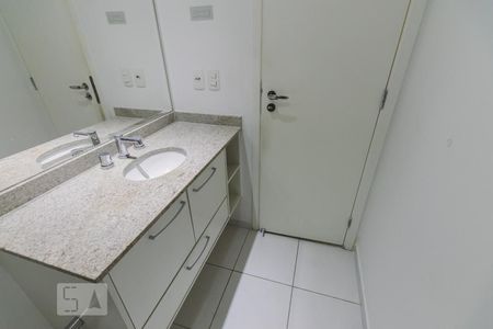 Banheiro de apartamento para alugar com 1 quarto, 51m² em Barra Funda, São Paulo