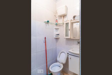 Banheiro de casa à venda com 3 quartos, 133m² em Vila Medeiros, São Paulo