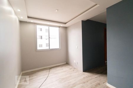 Sala de apartamento à venda com 2 quartos, 48m² em Olaria, Canoas