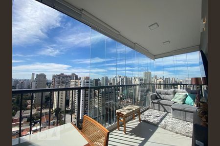 Sala/Varanda de apartamento à venda com 2 quartos, 65m² em Vila Cordeiro, São Paulo