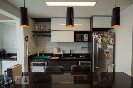 Cozinha  de apartamento à venda com 2 quartos, 68m² em Vila Dom Pedro I, São Paulo