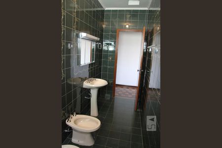 Banheiro de casa à venda com 5 quartos, 167m² em Vila Alpina, São Paulo