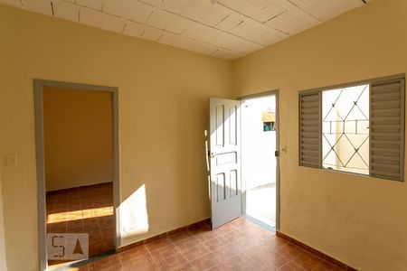 Sala de casa para alugar com 1 quarto, 50m² em Colégio Batista, Belo Horizonte