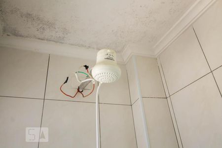 Banheiro  de kitnet/studio para alugar com 1 quarto, 34m² em Aclimação, São Paulo