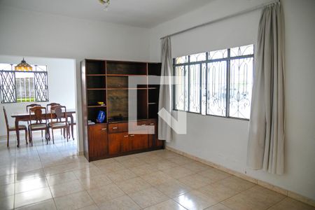 Sala de casa para alugar com 3 quartos, 215m² em Bosque da Saúde, São Paulo