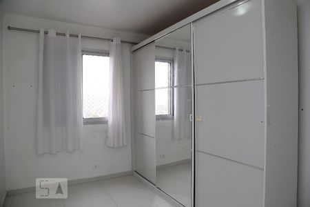 Quarto 1 de apartamento para alugar com 2 quartos, 51m² em Vila Pirajussara, São Paulo