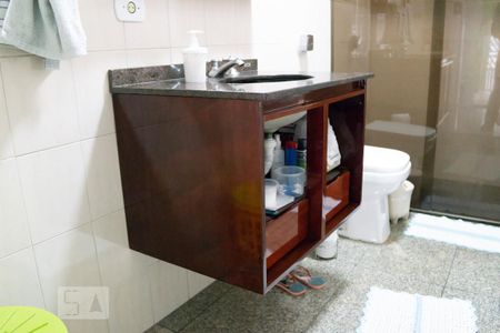 Banheiro Social de casa à venda com 3 quartos, 230m² em Planalto, São Bernardo do Campo