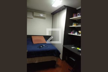 Casa à venda com 4 quartos, 230m² em Jardim Santo Antônio, Santo André