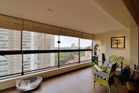 Varanda da Sala de apartamento à venda com 4 quartos, 195m² em Jardim Monte Kemel, São Paulo