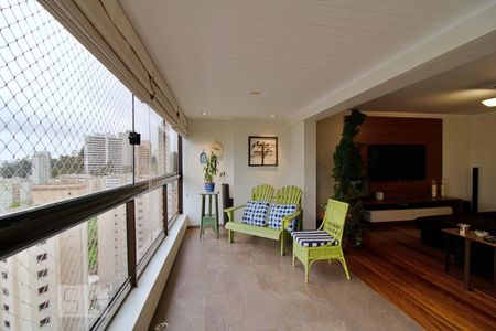 Varanda da Sala de apartamento à venda com 4 quartos, 195m² em Jardim Monte Kemel, São Paulo