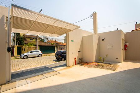 Garagem de kitnet/studio para alugar com 1 quarto, 10m² em Vila São Pedro, Santo André