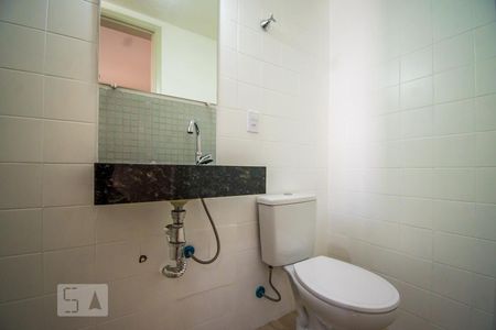 Banheiro da Suíte de apartamento à venda com 1 quarto, 44m² em Centro, Campinas