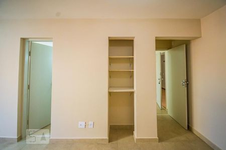 Suíte de apartamento à venda com 1 quarto, 44m² em Centro, Campinas