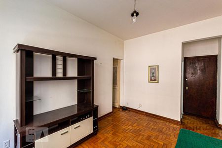 Sala de apartamento para alugar com 1 quarto, 55m² em Icaraí, Niterói
