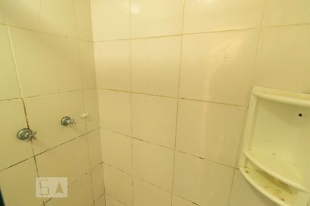 Banheiro de apartamento para alugar com 1 quarto, 39m² em Igara, Canoas