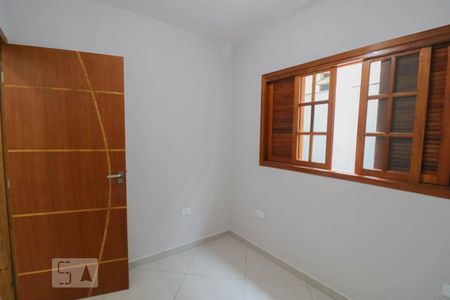 Dormitório 1 de casa para alugar com 2 quartos, 65m² em Vila Yaya, Guarulhos
